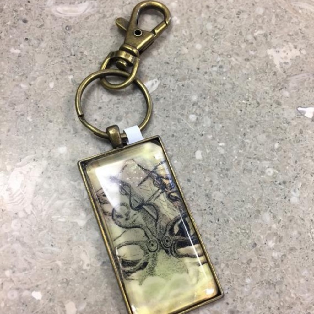 Jules Verne keychain - Picture 3 of 3